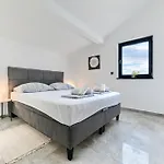 Odor Maris Biograd Na Moru